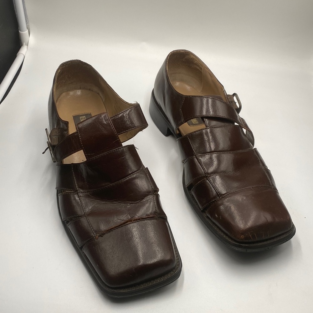 Zengara men’s size 11 M